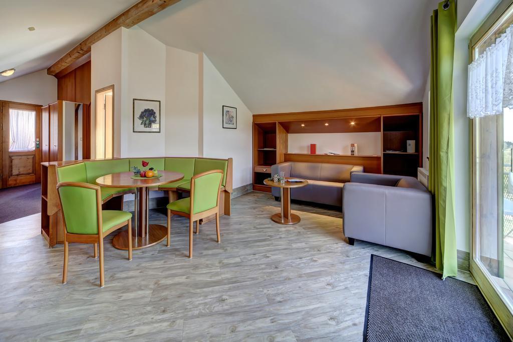 Neukirchen  Village Hotel Bayerischer Wald חדר תמונה